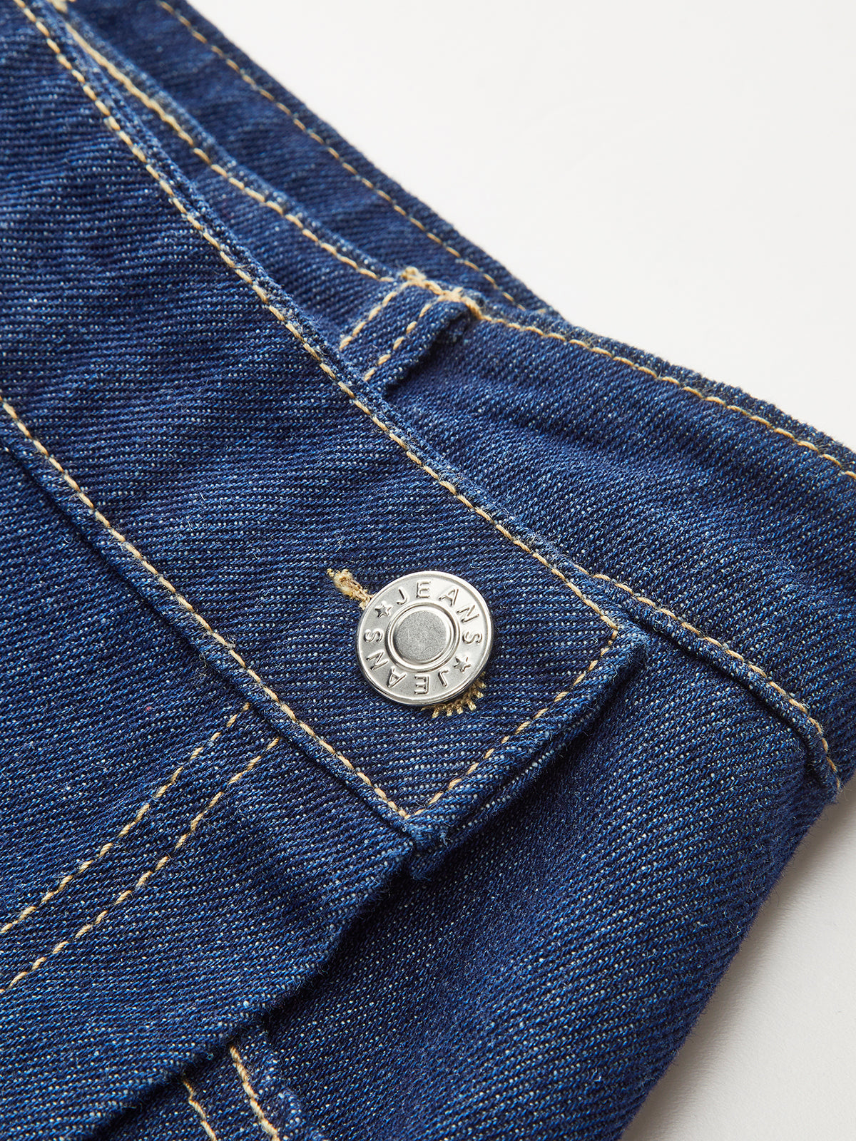 Conjunto Denim de Shorts con Bolsillos para Diario Moderno