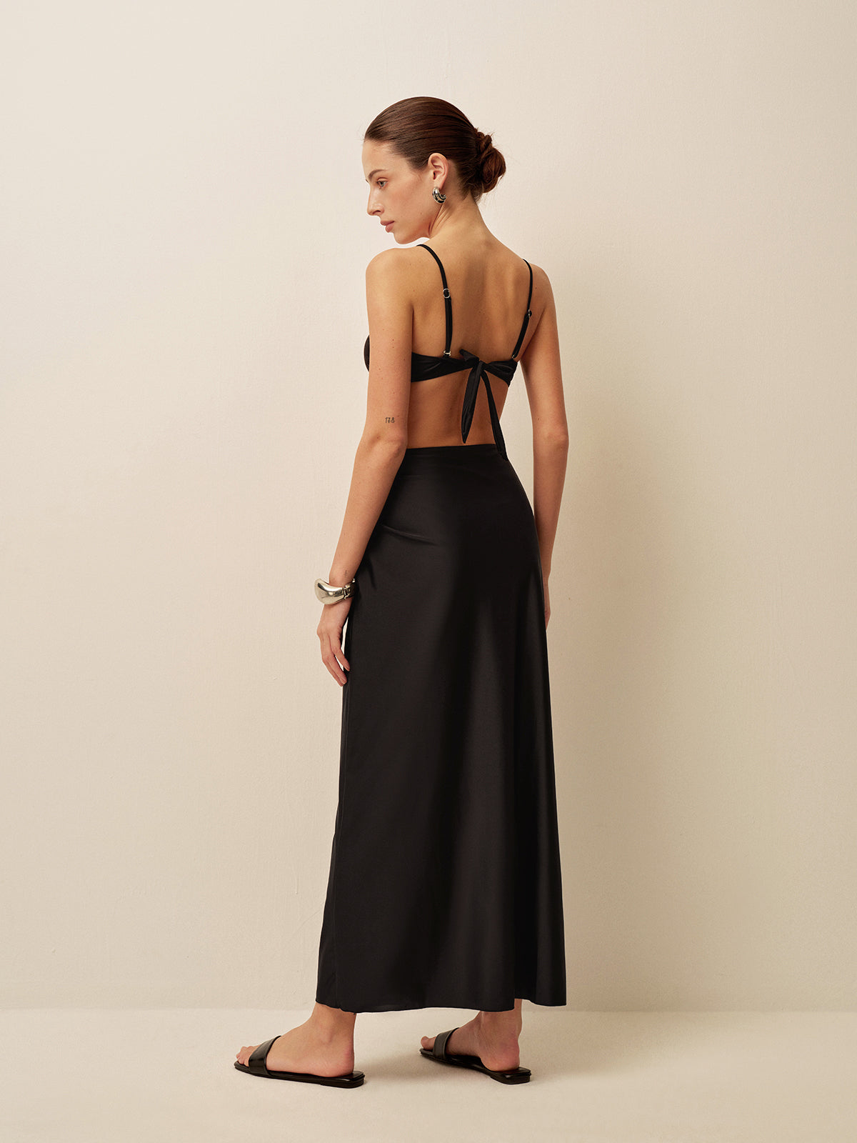 Falda Pareo Elegante Con Accesorios Metálicos Chic Estilo