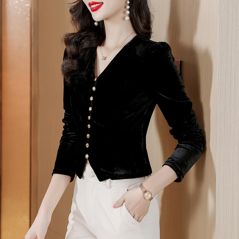 Blusa de Terciopelo Malva con Botones Dorados y Escote en V