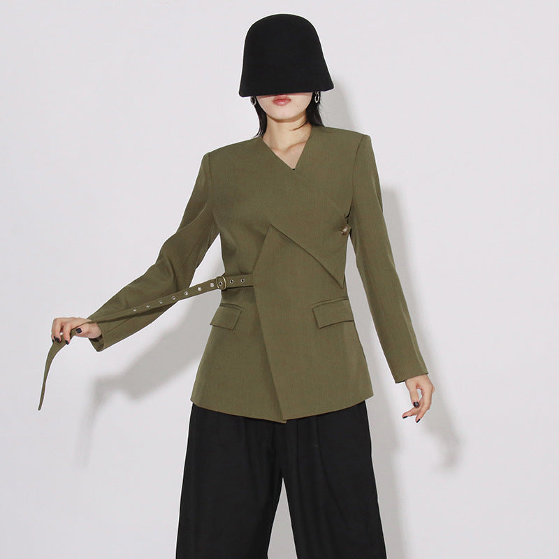 Chaqueta Glentir Con Corte Asimétrico Detalle Cinturón