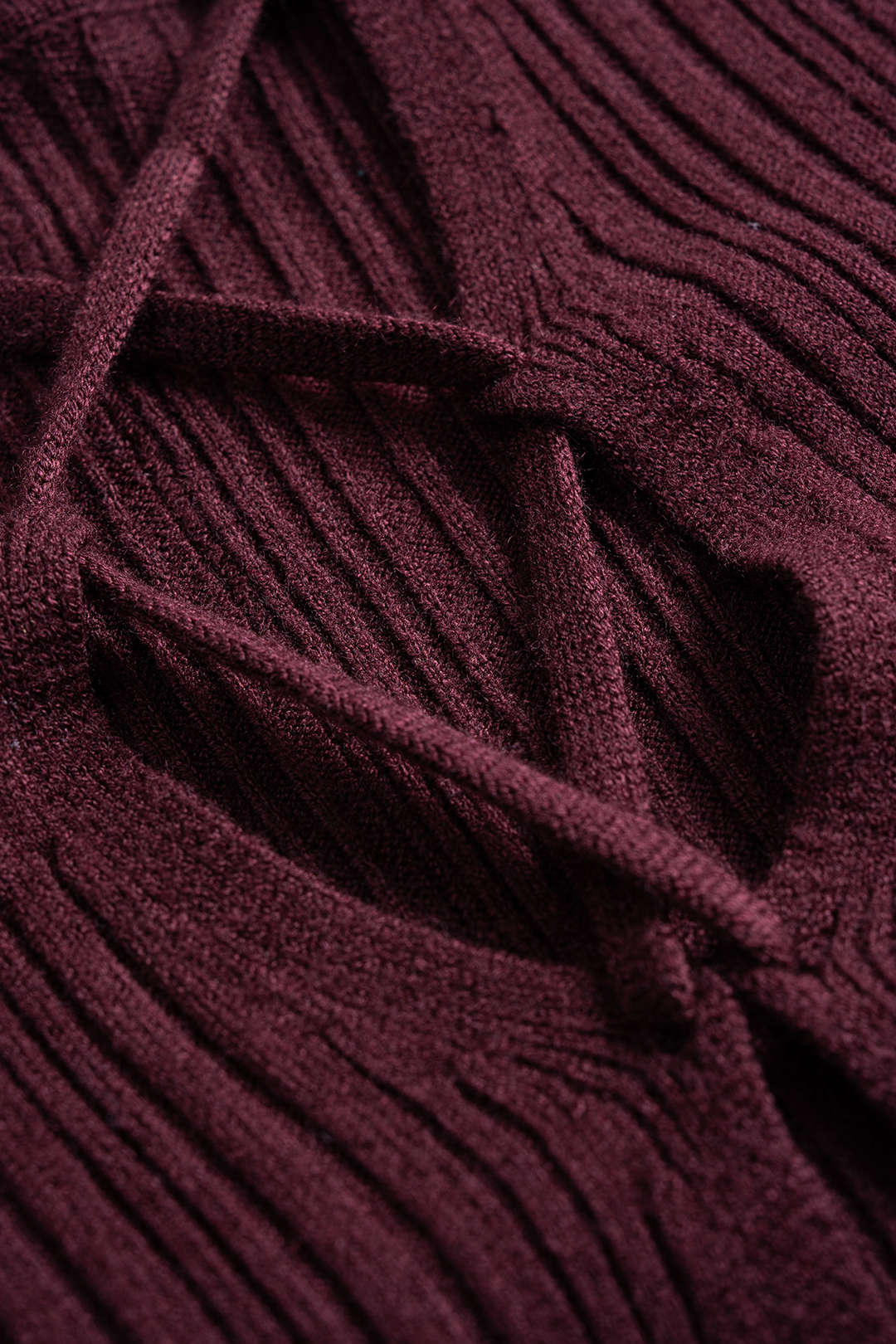 Knit Round Neck Tie-Back Scallop Edge Long Sleeve Dress