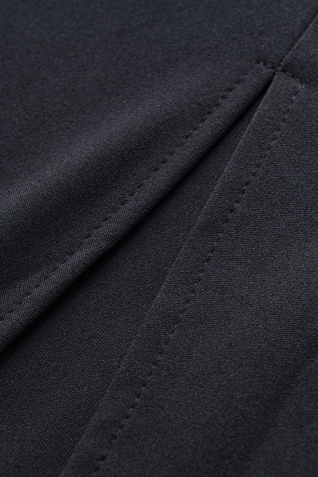 שמלת מקסי עם שרוולים ארוכים ורוכסן על כתף אחת עם חרוזים פרחוניים תלת-ממדיים 