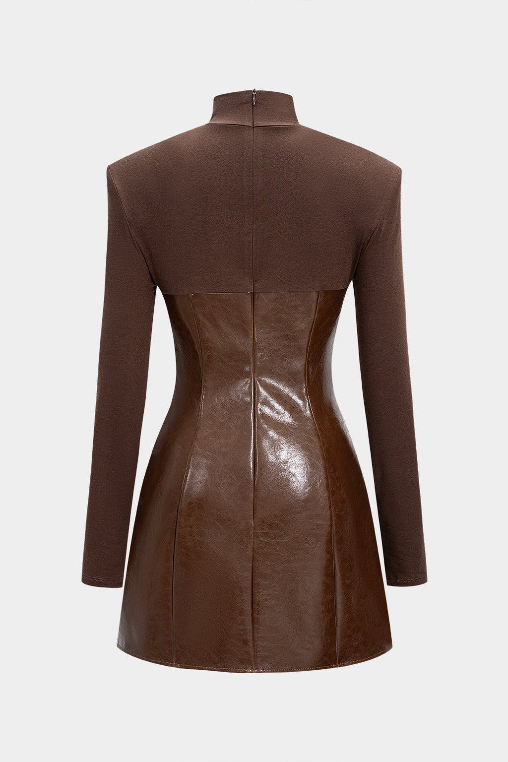 שמלת מיני עם צווארון דמוי עור וטלאים עם מחשוף ארוכות 