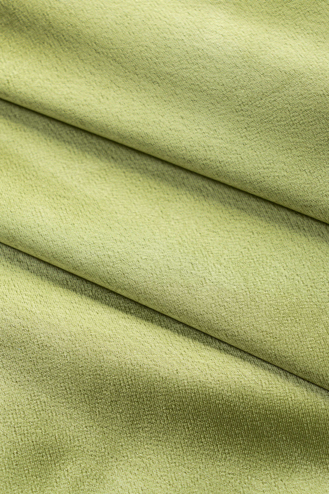 חולצה ארוכת שרוולים עם קשירה קדמית וטלאים מבד סאטן 