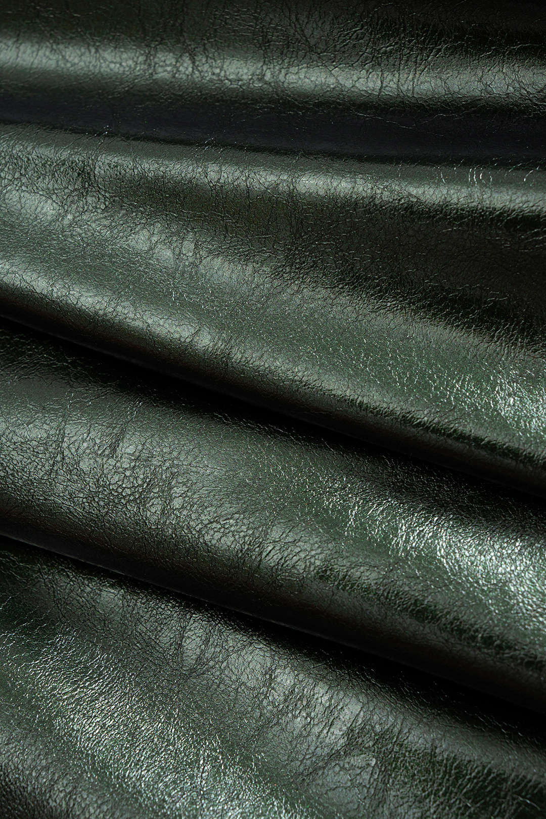 חצאית אסימטרית דמוית עור עם מותן גבוה וקשירה 