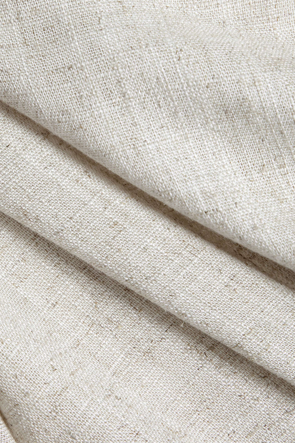 שמלת מיני דמוית עור עם טלאים מכופתרים 