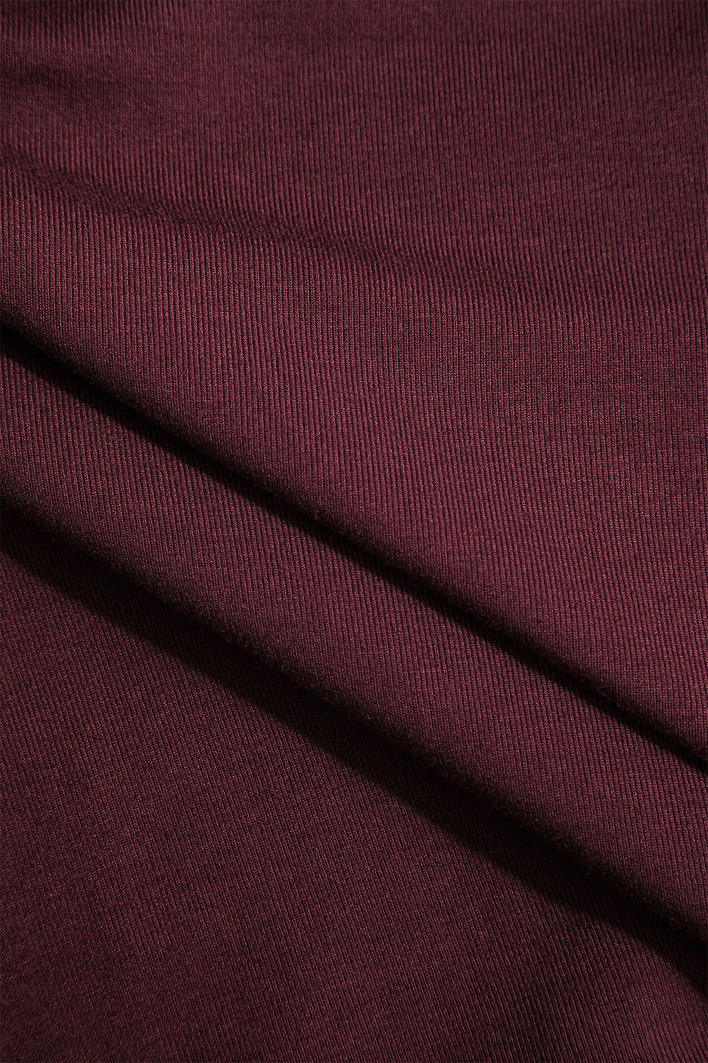 שמלת מיני עם צווארון עגול וקשירה דמוית עור עם טלאים מקדימה 