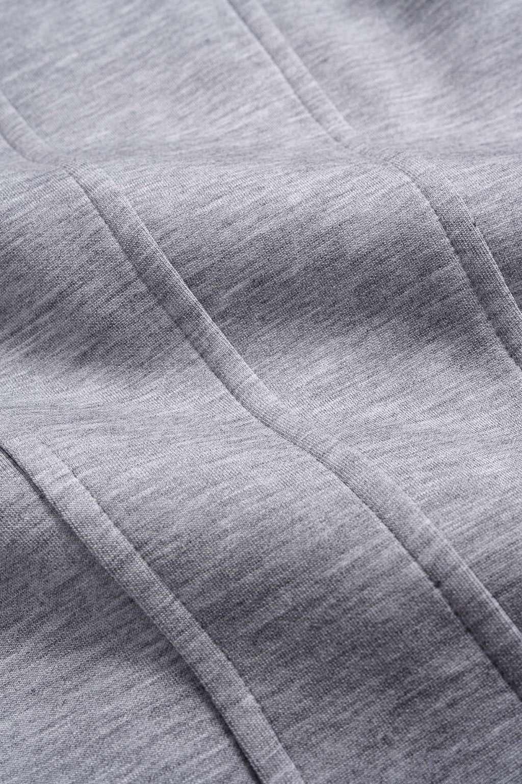 סווטשירט עם רוכסן וצמוד מותן 