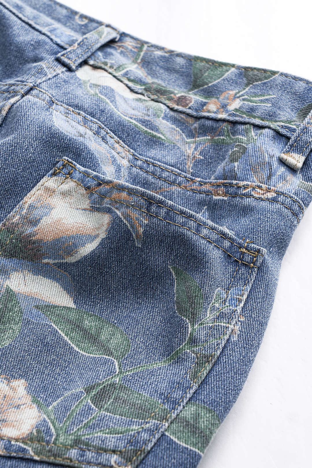Jeans Denim Ancho Estilo Retro con Cierre de Botón