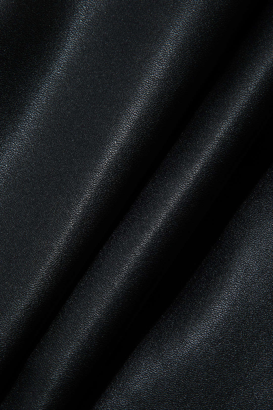 חצאית מיני דמוית עור עם רוכסן בגזרה גבוהה 