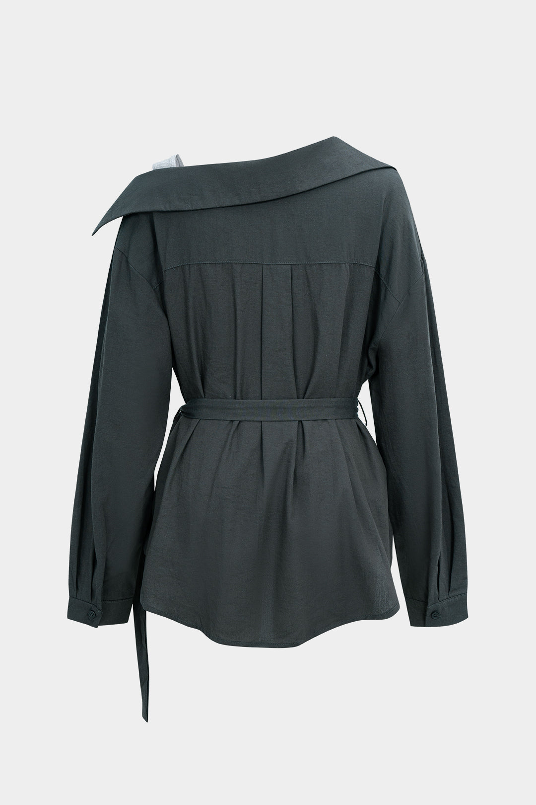 חולצה ארוכת שרוולים עם כפתורים וחגורה, כיסים מלאכותיים 