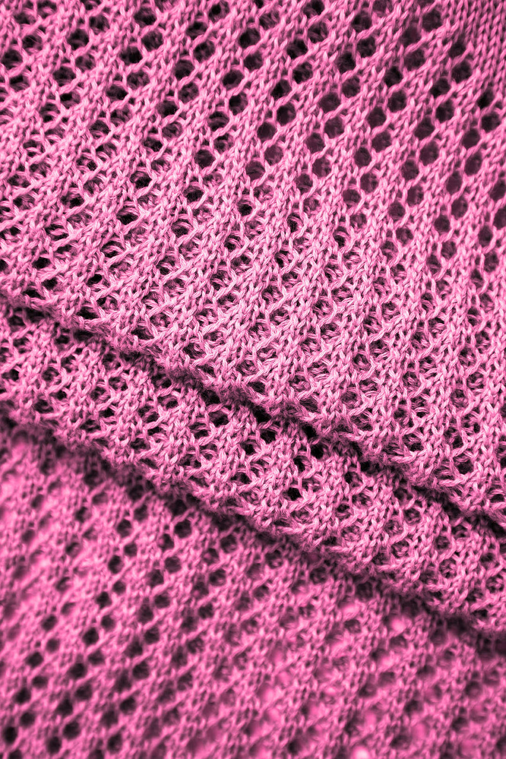 Vestido Mini Con Costuras Abiertas Y Volantes Delicados
