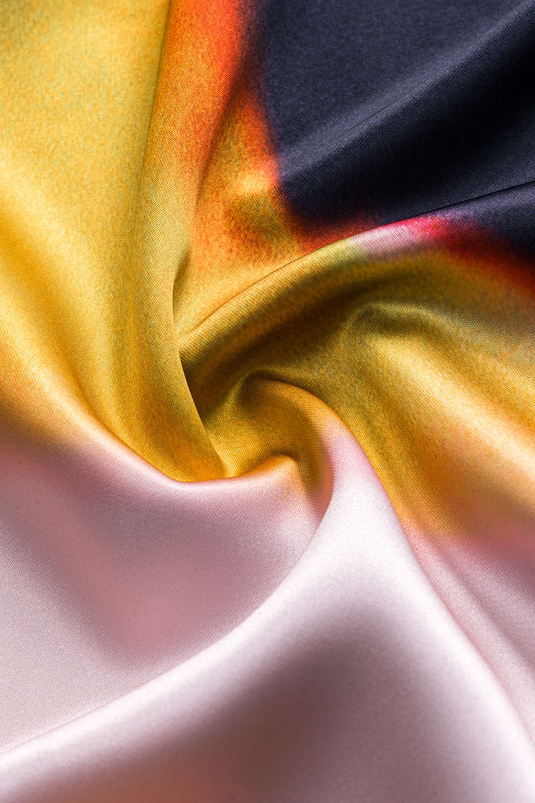 Contrast Print Satin Zipper Skirt