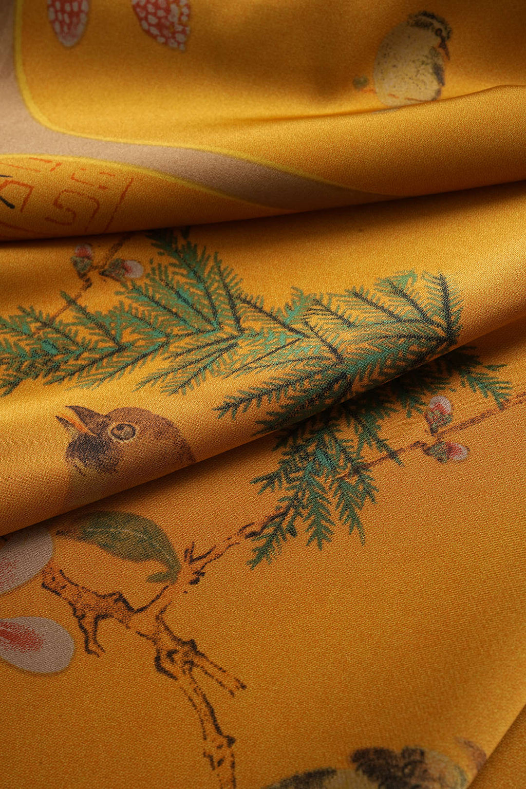 חצאית סאטן עם קשירה מלפנים והדפס רטרו 