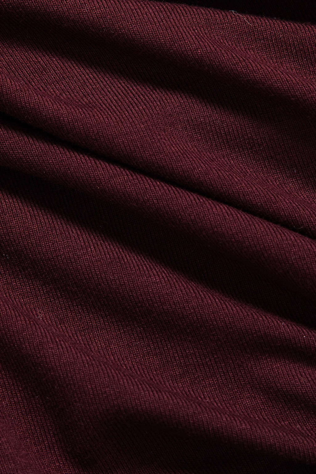 בגד גוף דמוי עור עם שרוולים ארוכים 