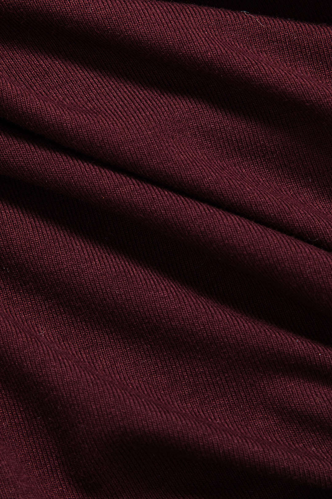 בגד גוף דמוי עור עם שרוולים ארוכים 