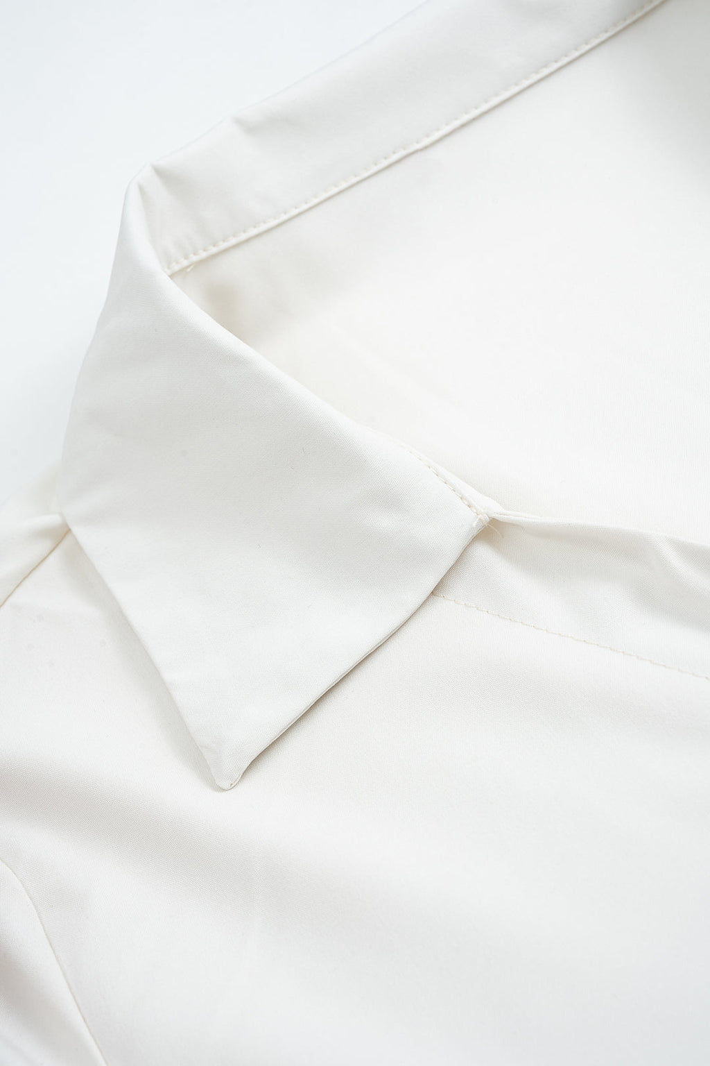 Solid V-Neck Belted Tie-Up Long Sleeve Maxi Dress