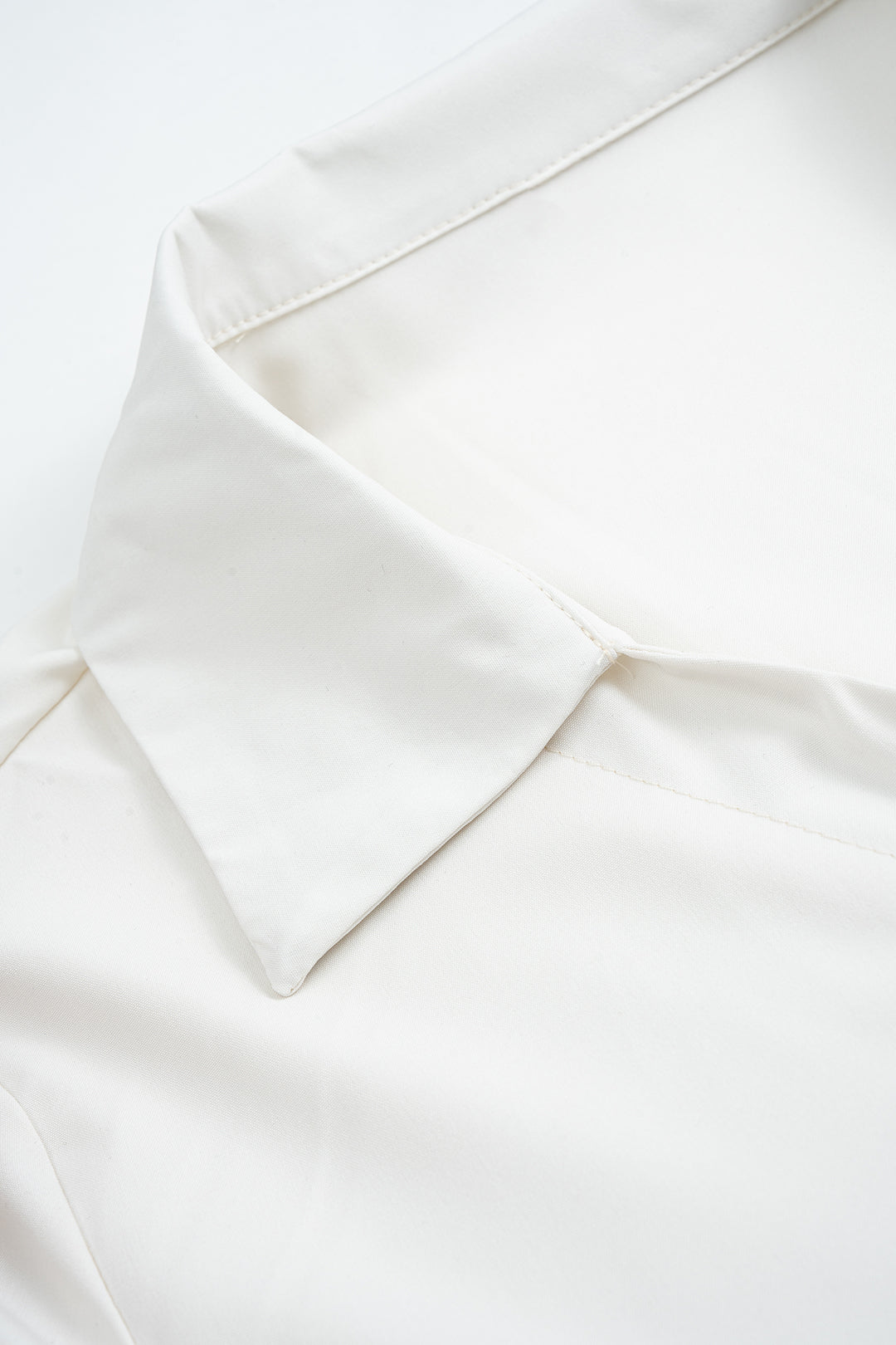 Solid V-Neck Belted Tie-Up Long Sleeve Maxi Dress