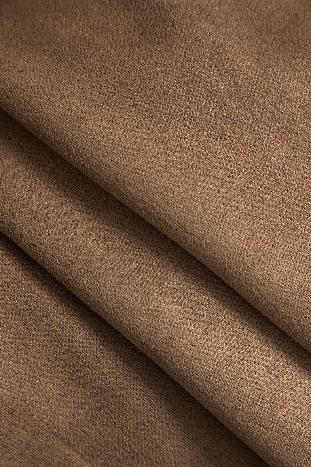 חצאית קפלים עם כפתורי פשתן 