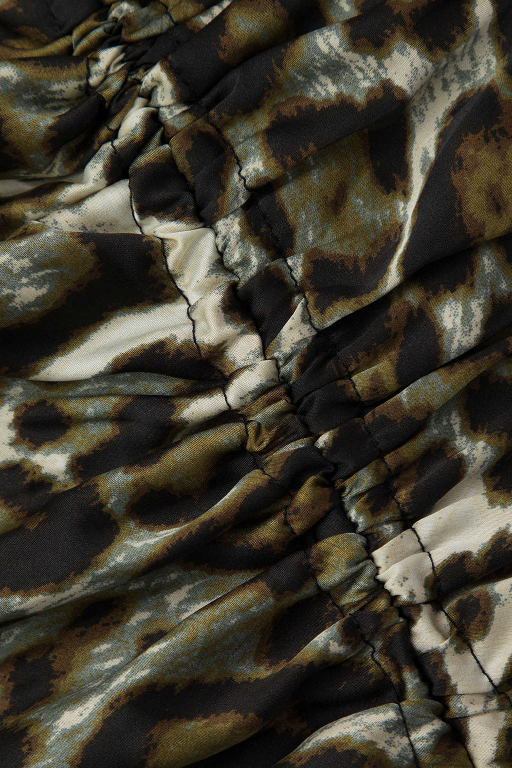 חצאית מפוצלת עם שרוך מנומר 