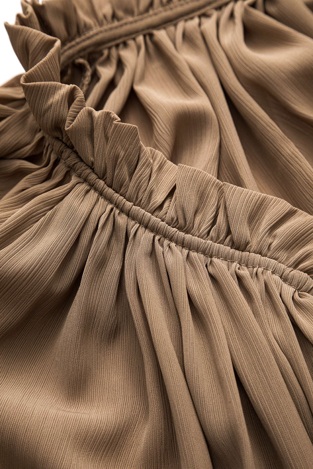 חולצת שיפון ארוכת שרוולים עם קפלים ושרוכים 