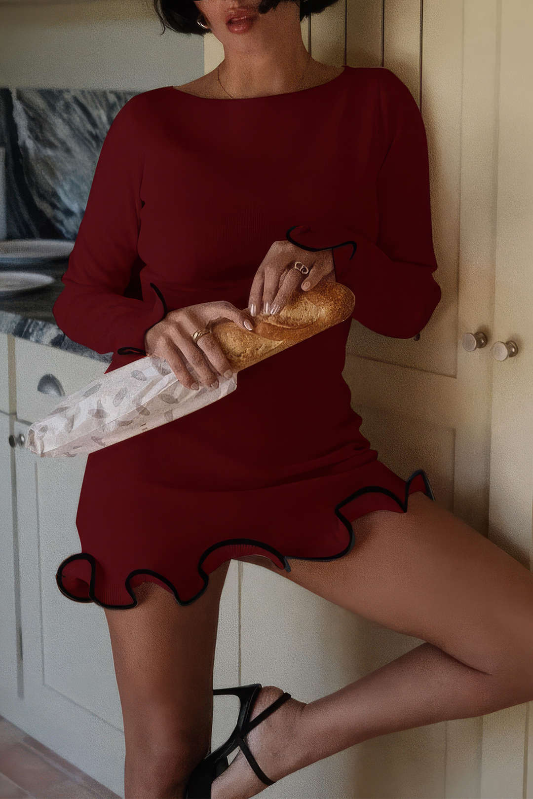 שמלת סריג עם תפרים מנוגדים 