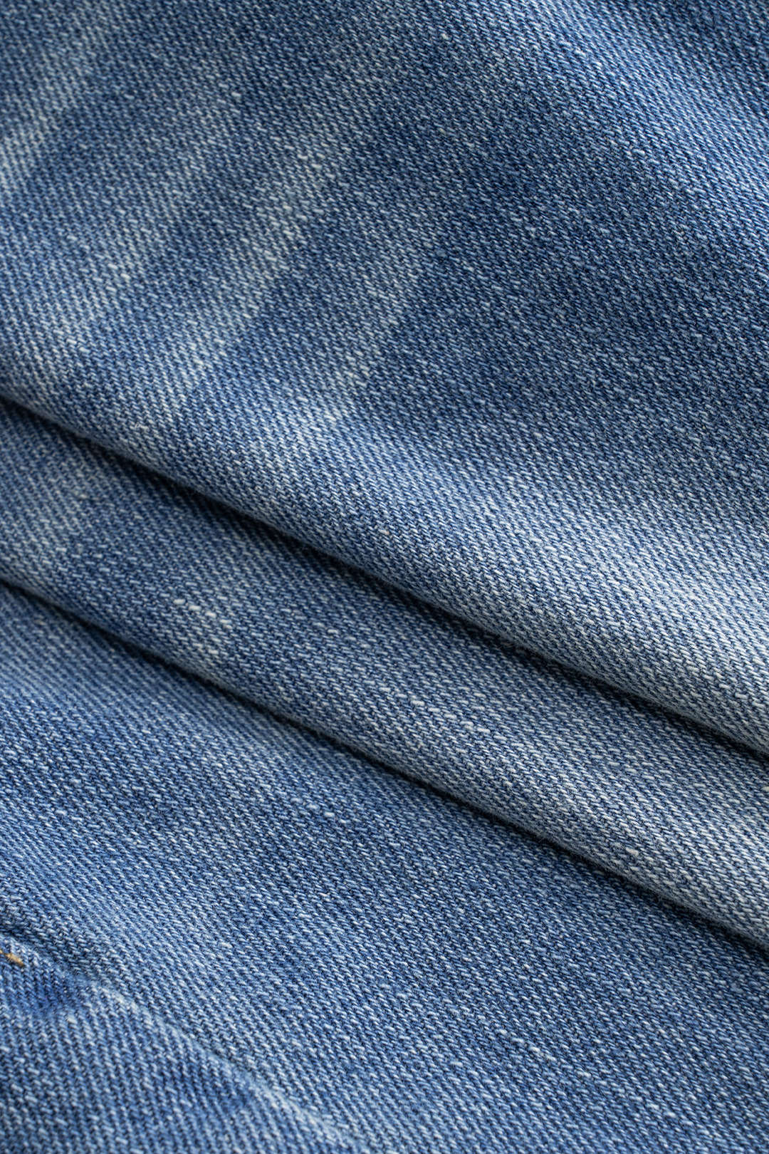 חצאית מותן נמוכה עם טלאים 