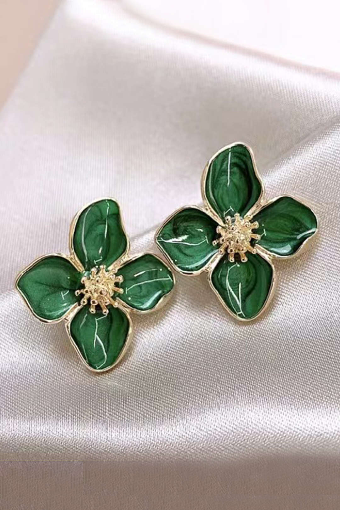 Arete Floral Metálico De Diseño Para Uso Diario Elegante
