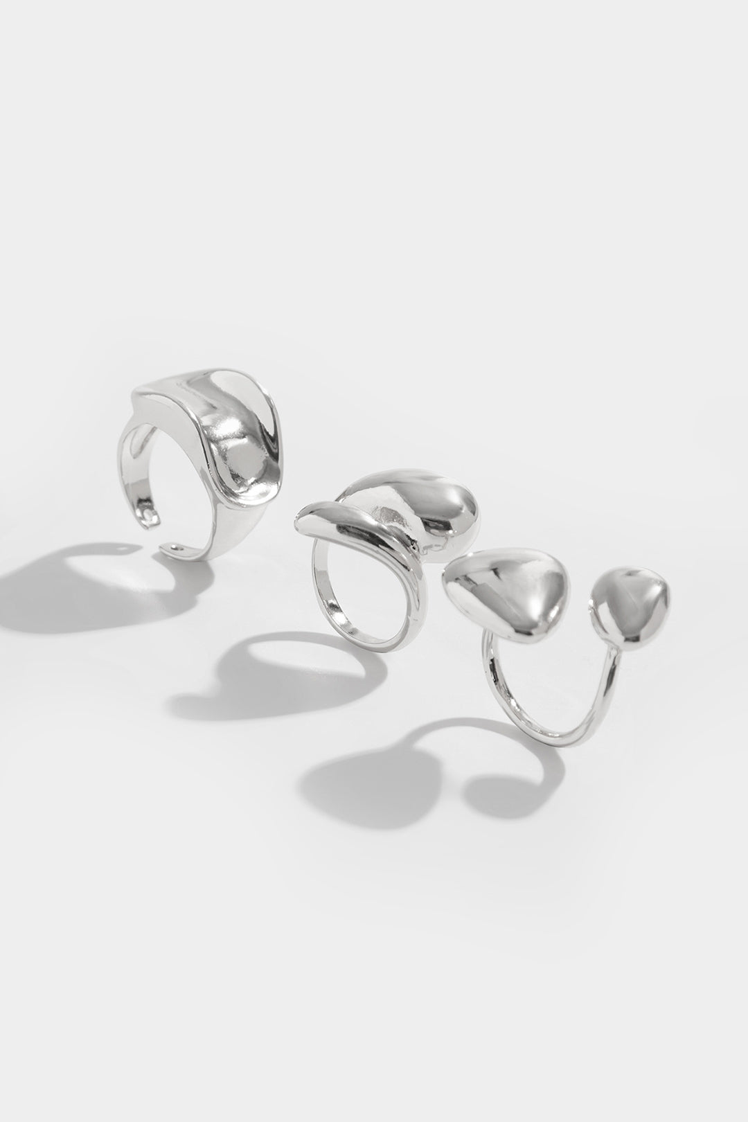 Anillos Irregulares Metálicos Texturas Minimalistas