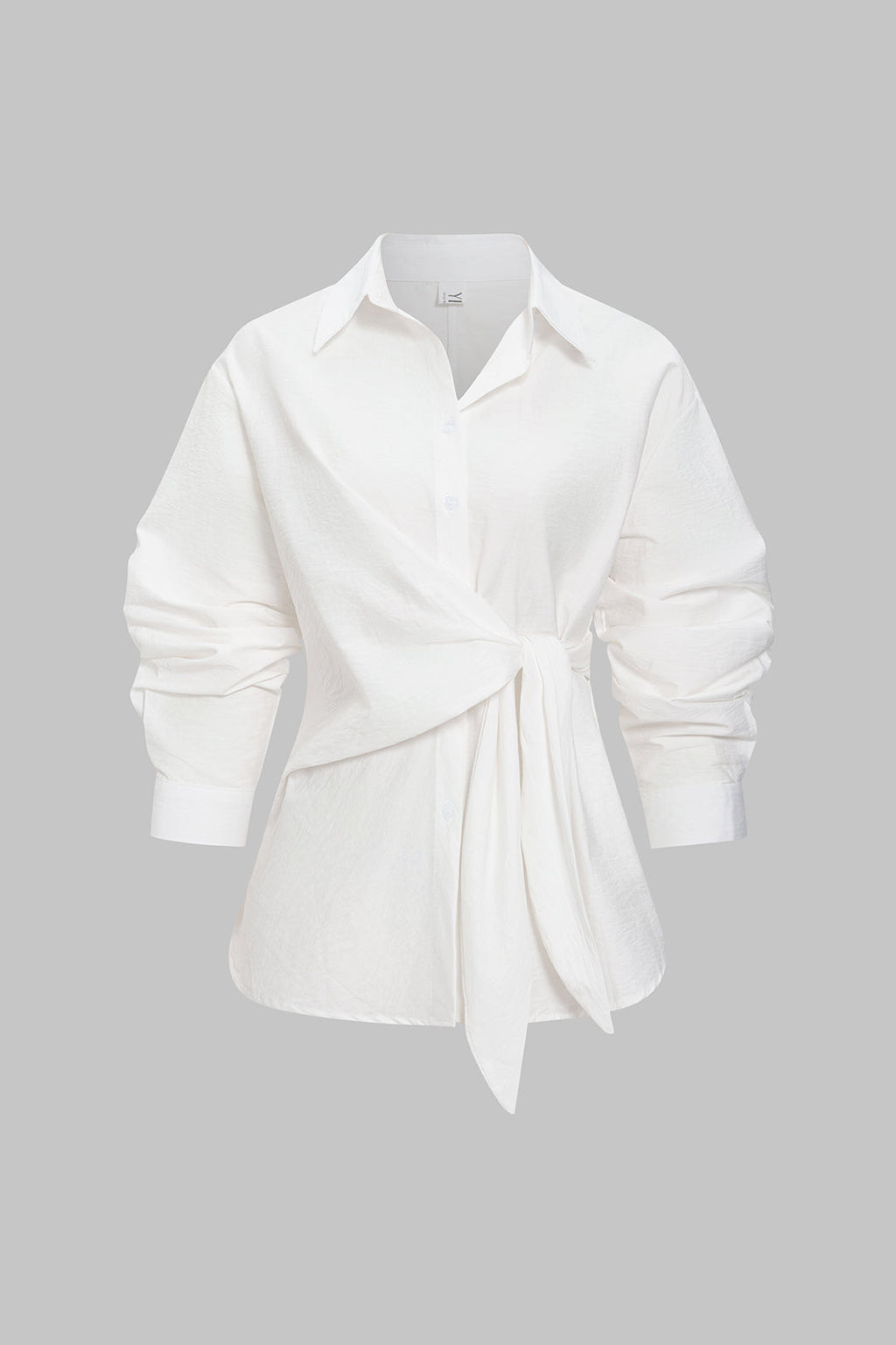 חולצה אסימטרית עם קשירה מלפנים וקשירה עם שרוולים ארוכים 