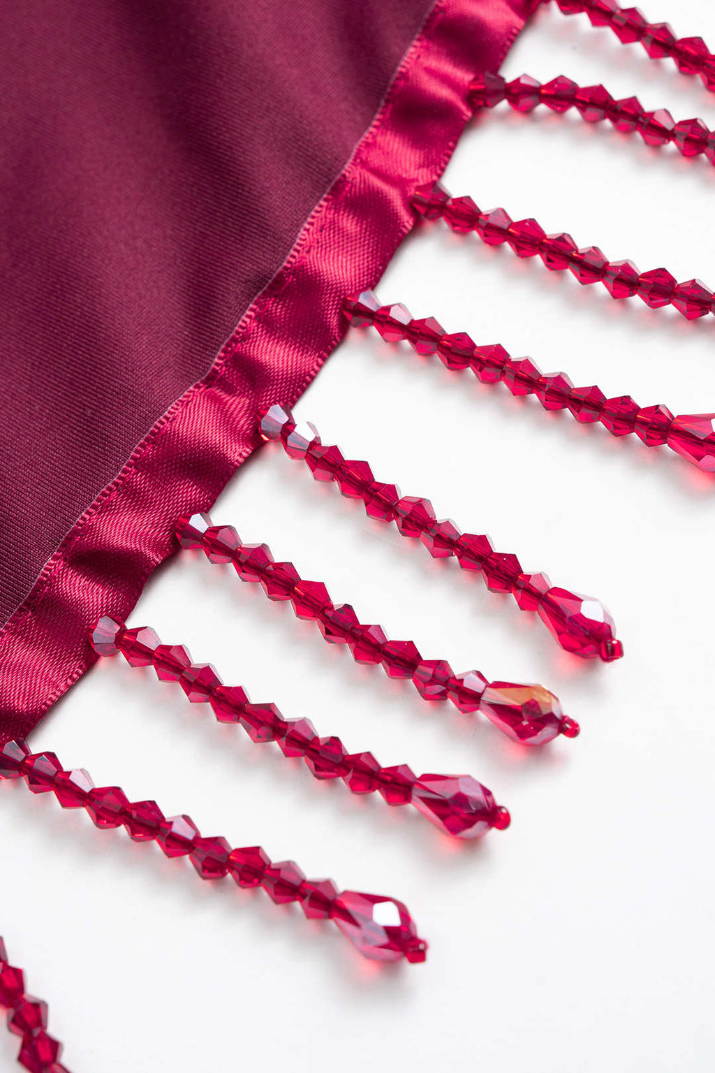 שמלת מיני עם צווארון עגול ושרוולים ארוכים 