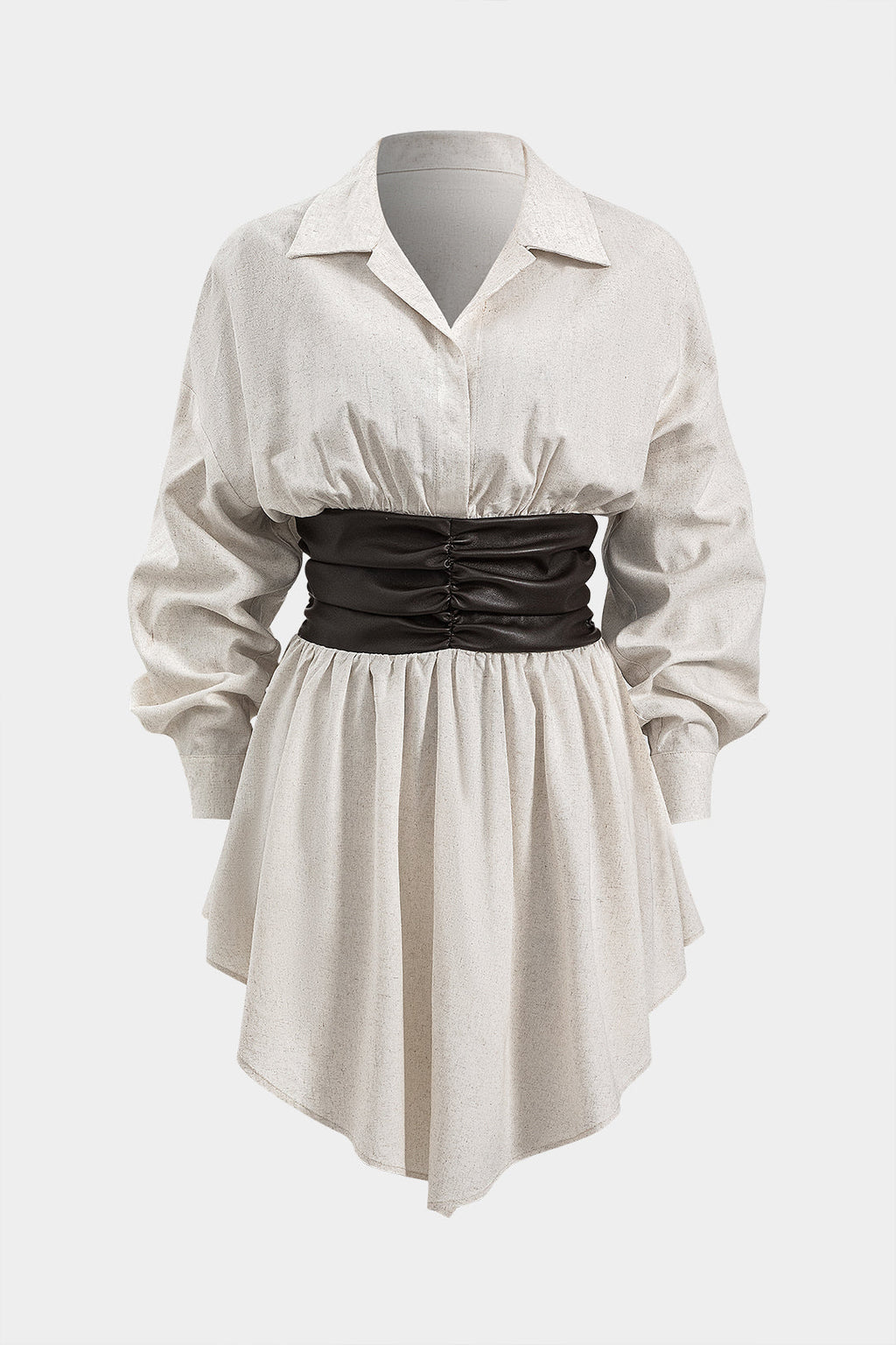 שמלת מיני עם שרוולים ארוכים, טלאים וקשירה, דמוי עור 