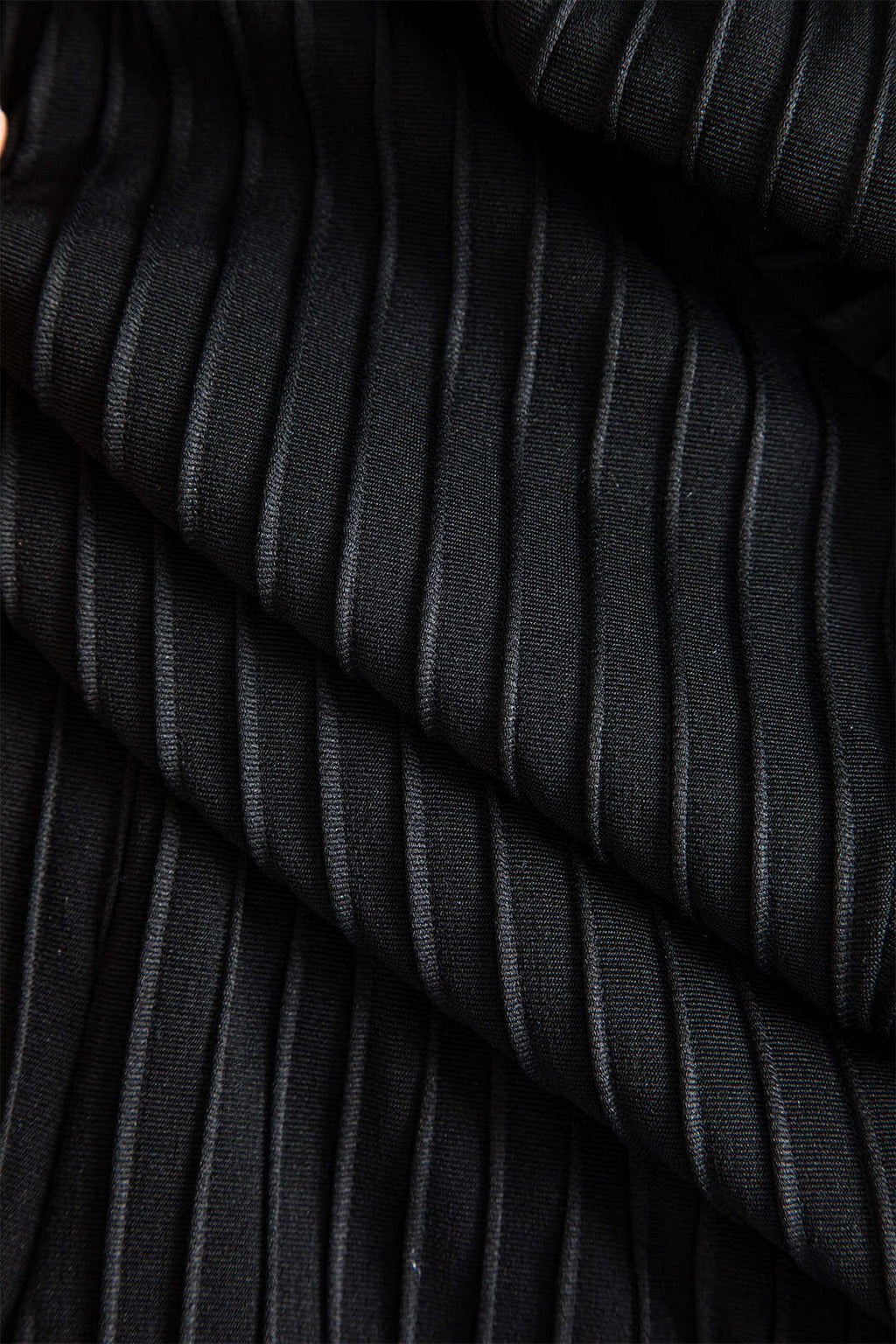 שמלת מיני עם צווארון מרובע וקשירה בצבע PU 