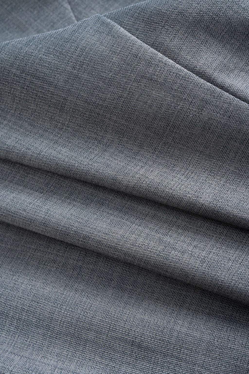 בגד גוף א-סימטרי עם שרוולים ארוכים ודש מחורץ 