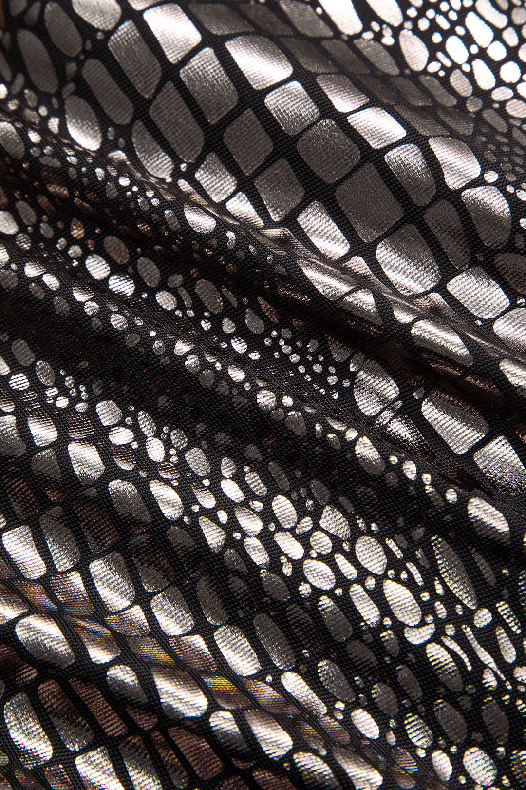 שמלת מקסי עם שרוולים ארוכים וטלאים דמוי עור 