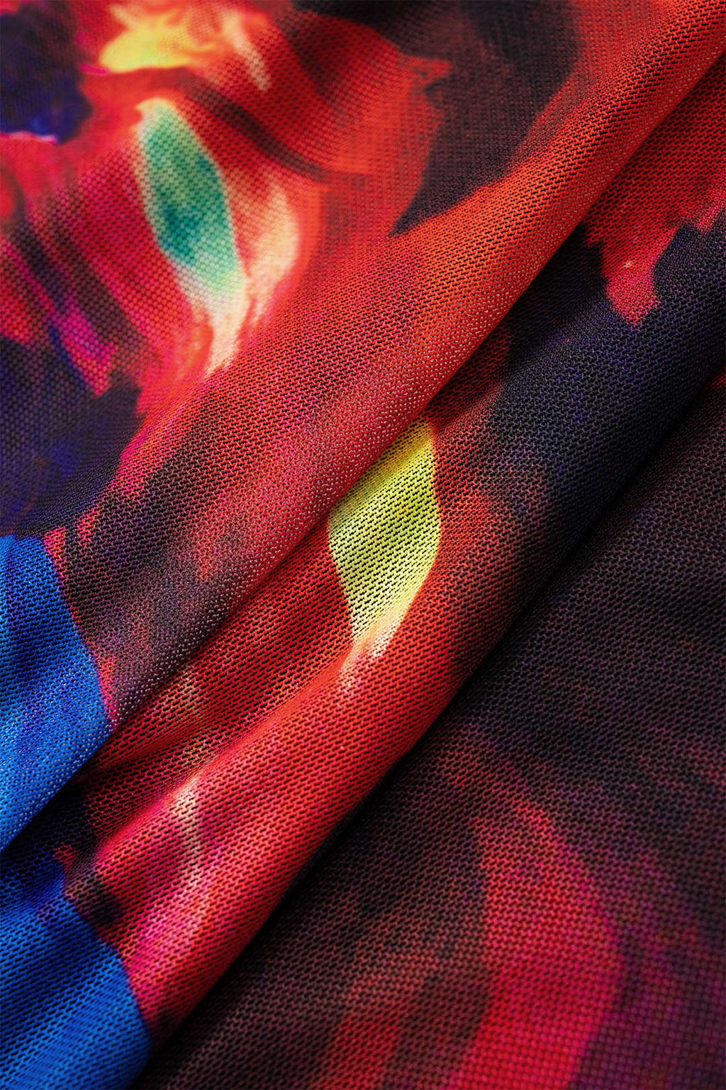 חצאית מוצלבת עם הדפס רשת מופשט 