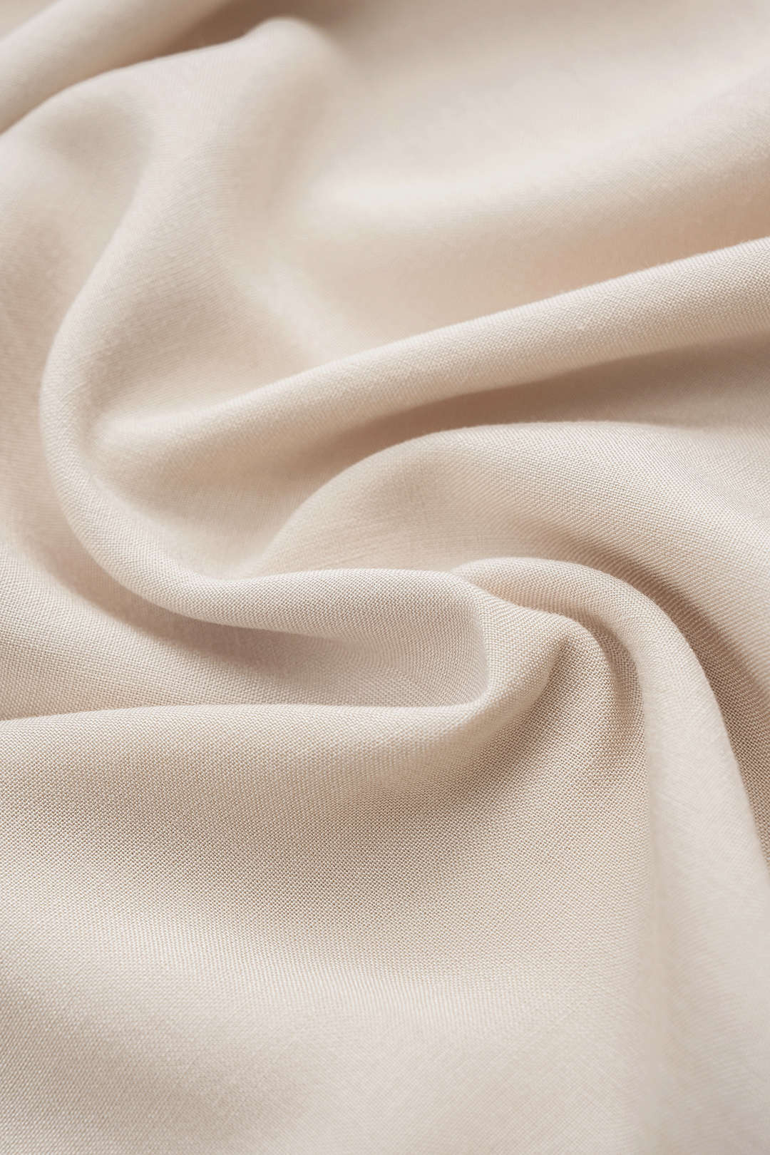 חצאית טלאים עם חגורה 