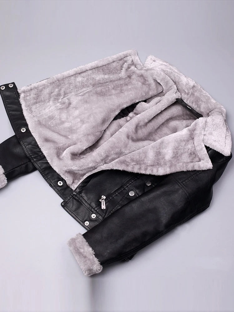 Chaqueta De Cuero Elegante Detalles Modernos Estilo Biker